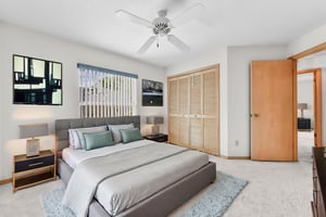 DSC_3679 virtually staged.jpeg