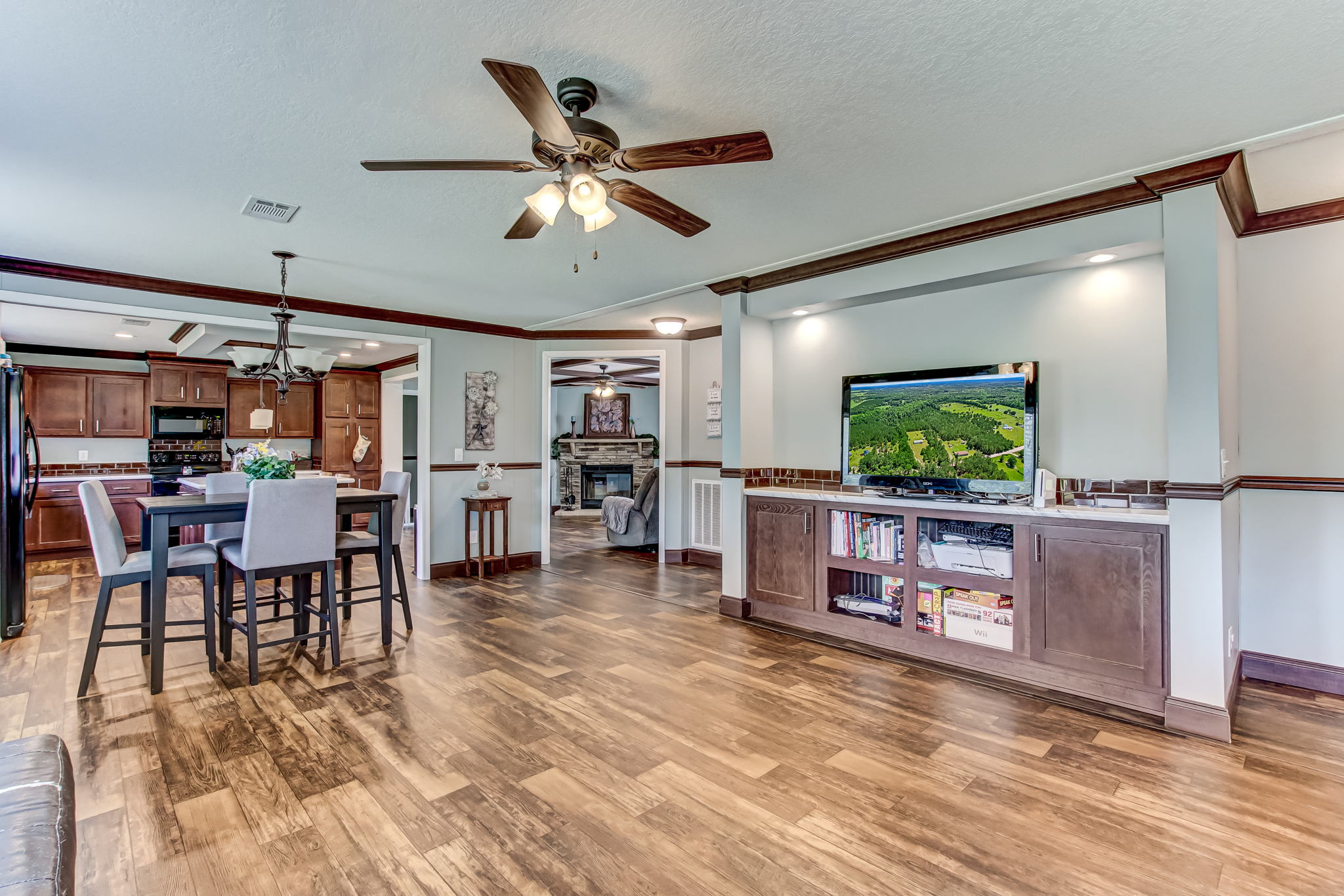 Living/Dining Room