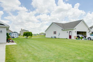  Photo 33