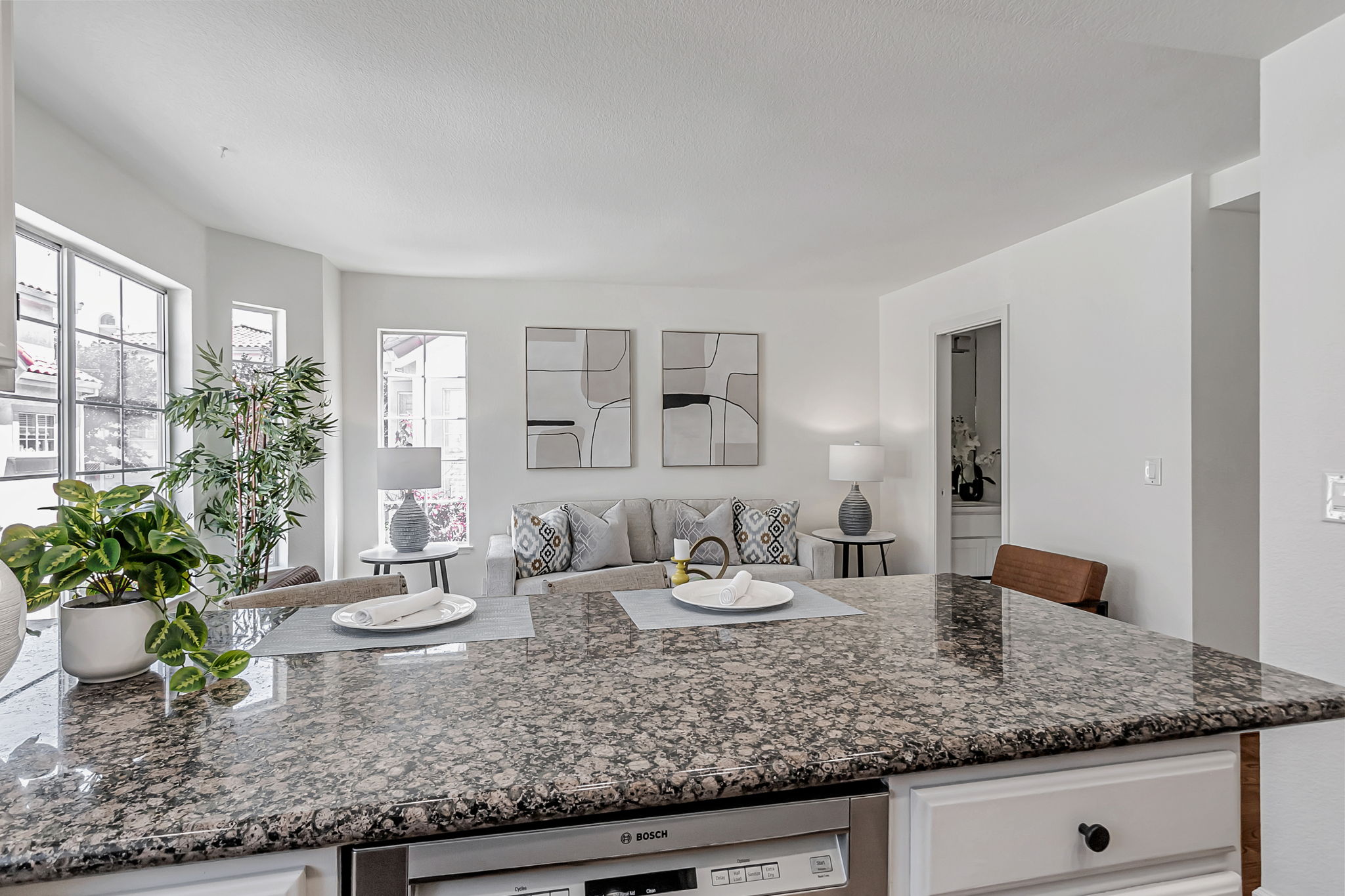 016_1826 Park Vista Cir