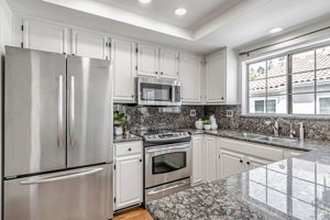 018_1826 Park Vista Cir