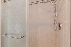 048_1826 Park Vista Cir