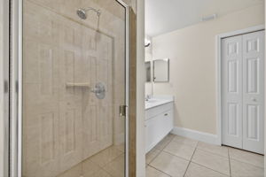Guest Bathroom 2