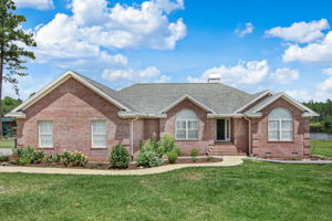 Welcome to 18261 Antler Trail