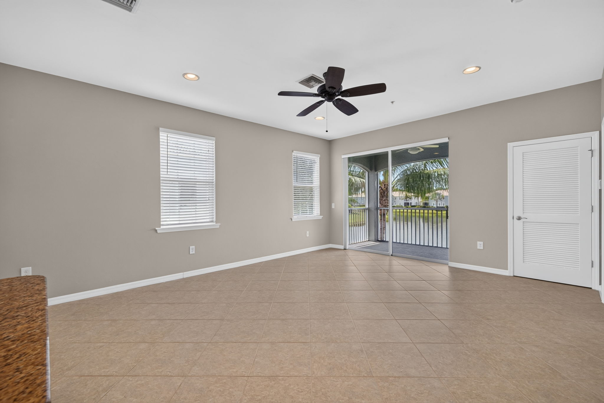 Living Room 4 of 4