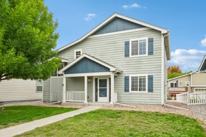 E 11th St-S2909-003.jpg