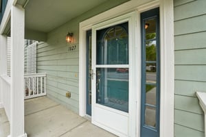 E 11th St-S2909-004.jpg