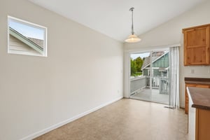 E 11th St-S2909-009.jpg