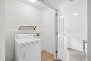 E 11th St-S2909-017.jpg
