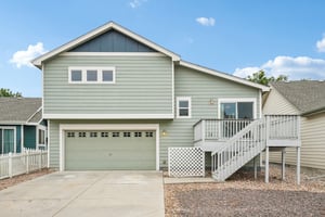 E 11th St-S2909-030.jpg
