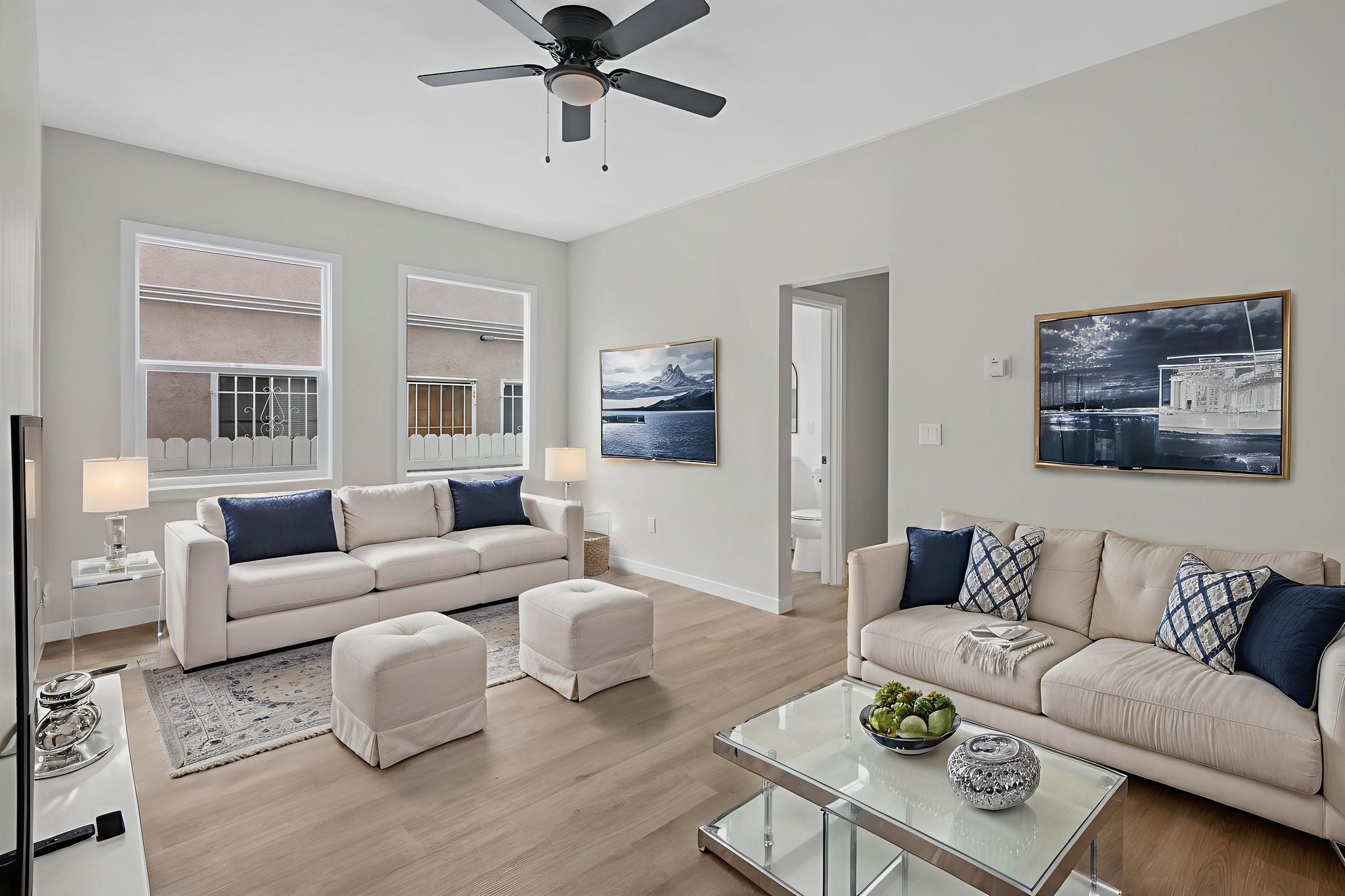 1I8A2566-1 virtually staged.jpeg