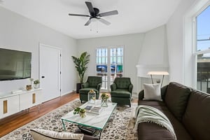 1I8A2419- virtually staged.jpeg