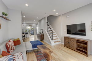 Latona St-006