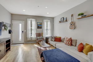 Latona St-004