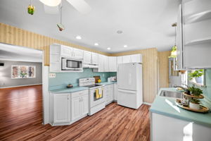 1827 Mill Rd, Boothwyn, PA 19061, USA Photo 4