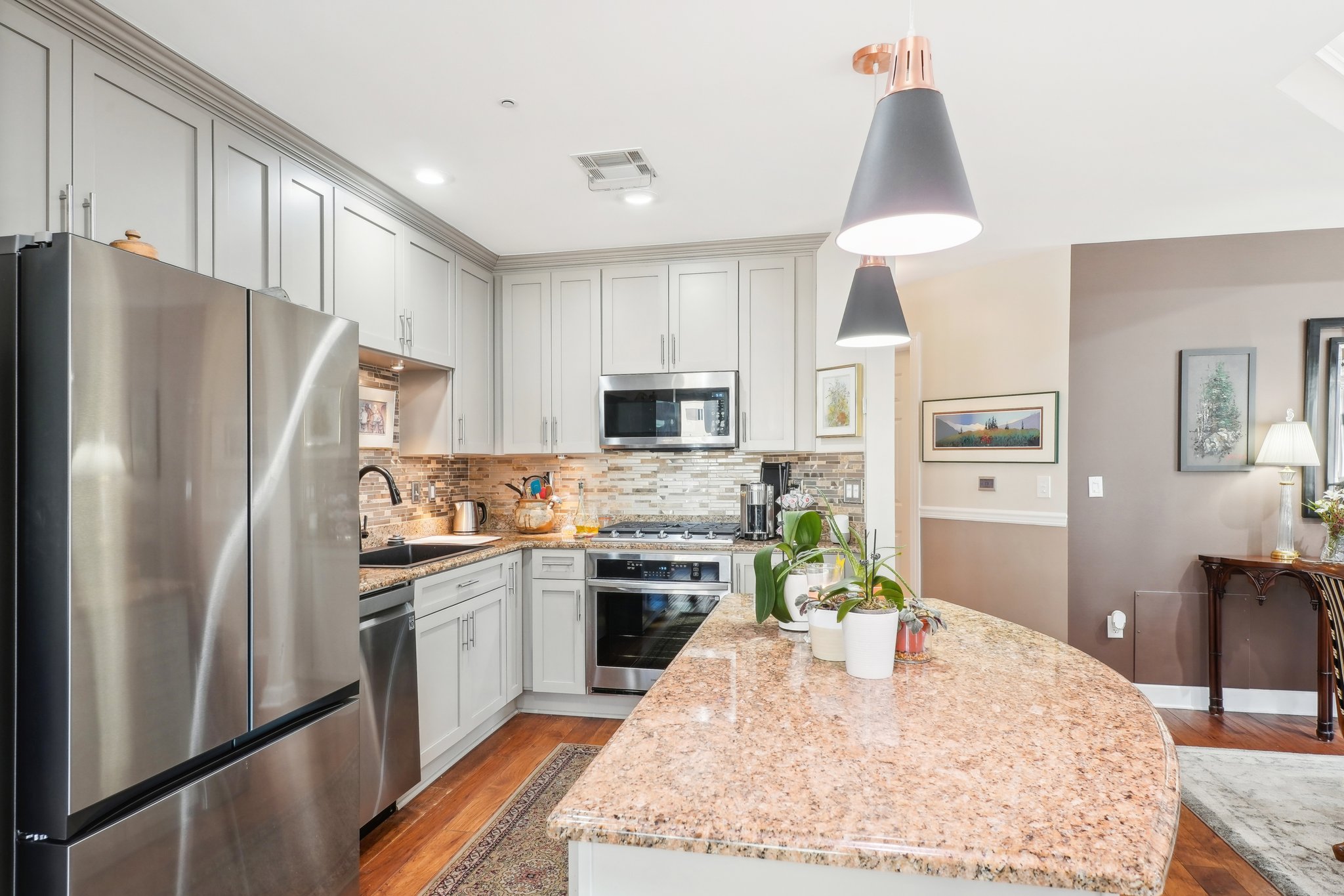 101920 - 1827 N Grant St 502, Denver, CO 80203-025.jpg