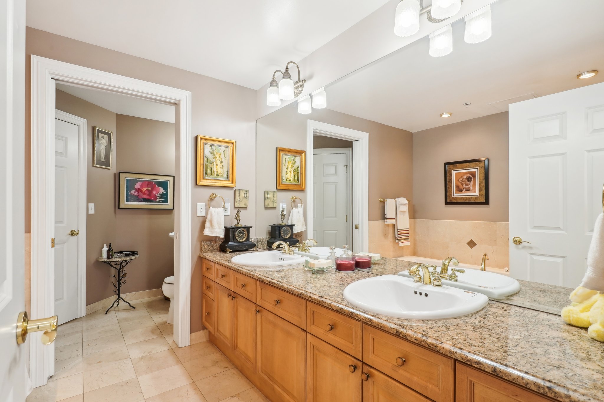 101920 - 1827 N Grant St 502, Denver, CO 80203-031.jpg
