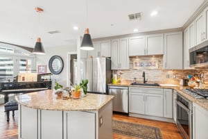 101920 - 1827 N Grant St 502, Denver, CO 80203-024.jpg
