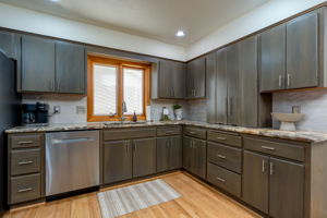  Photo 36