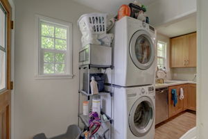 Upper Unit Laundry