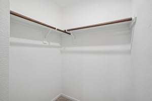 Via Aurelia Dr-S2110-021.jpg