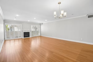Glendon Ave-S0810-004.jpg