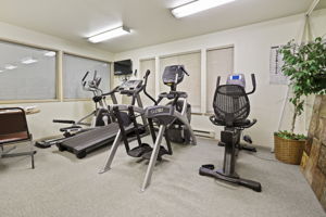  Photo 31