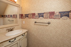15-Bathroom