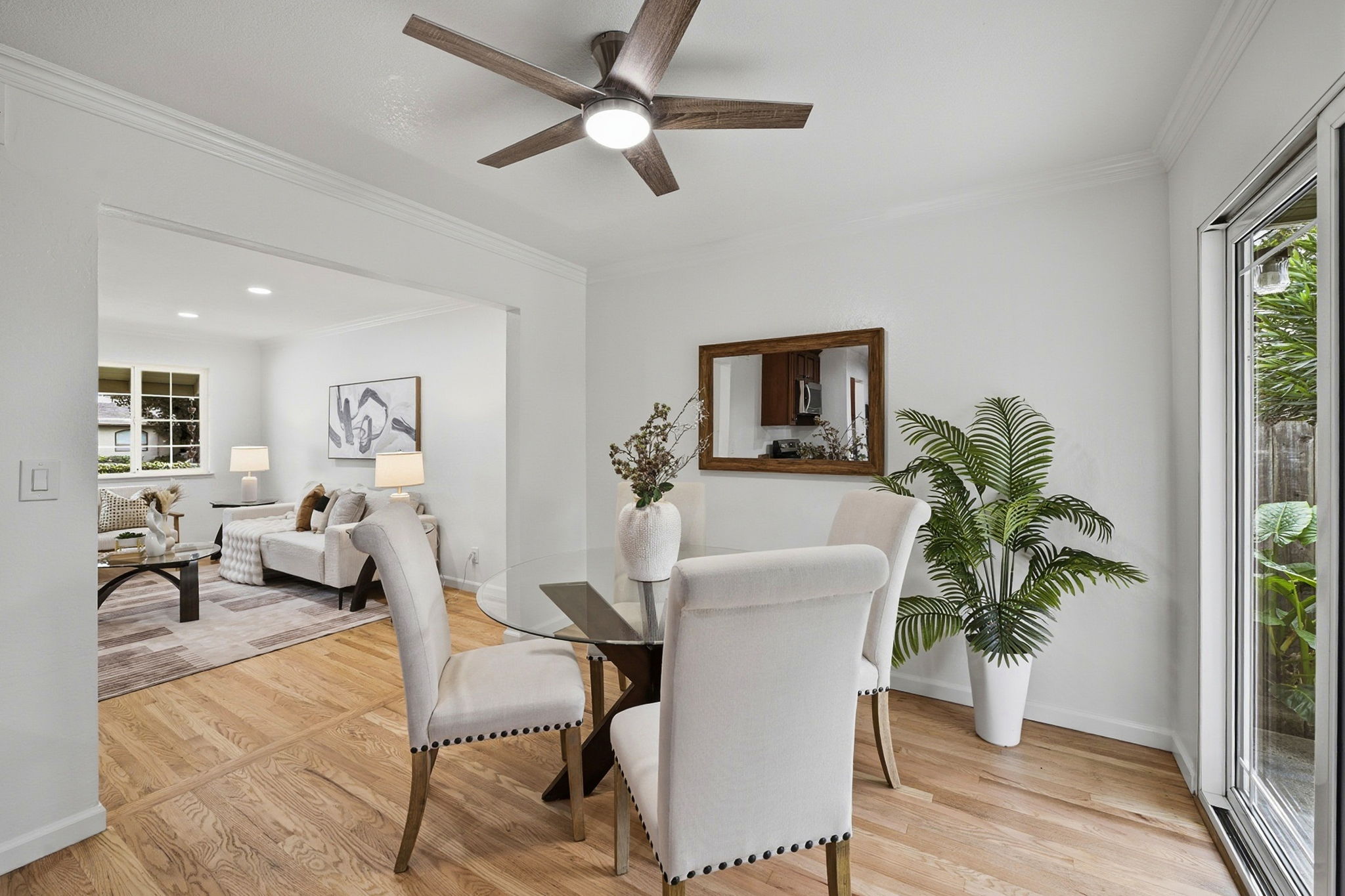 018_f8_183 Benbow Ave