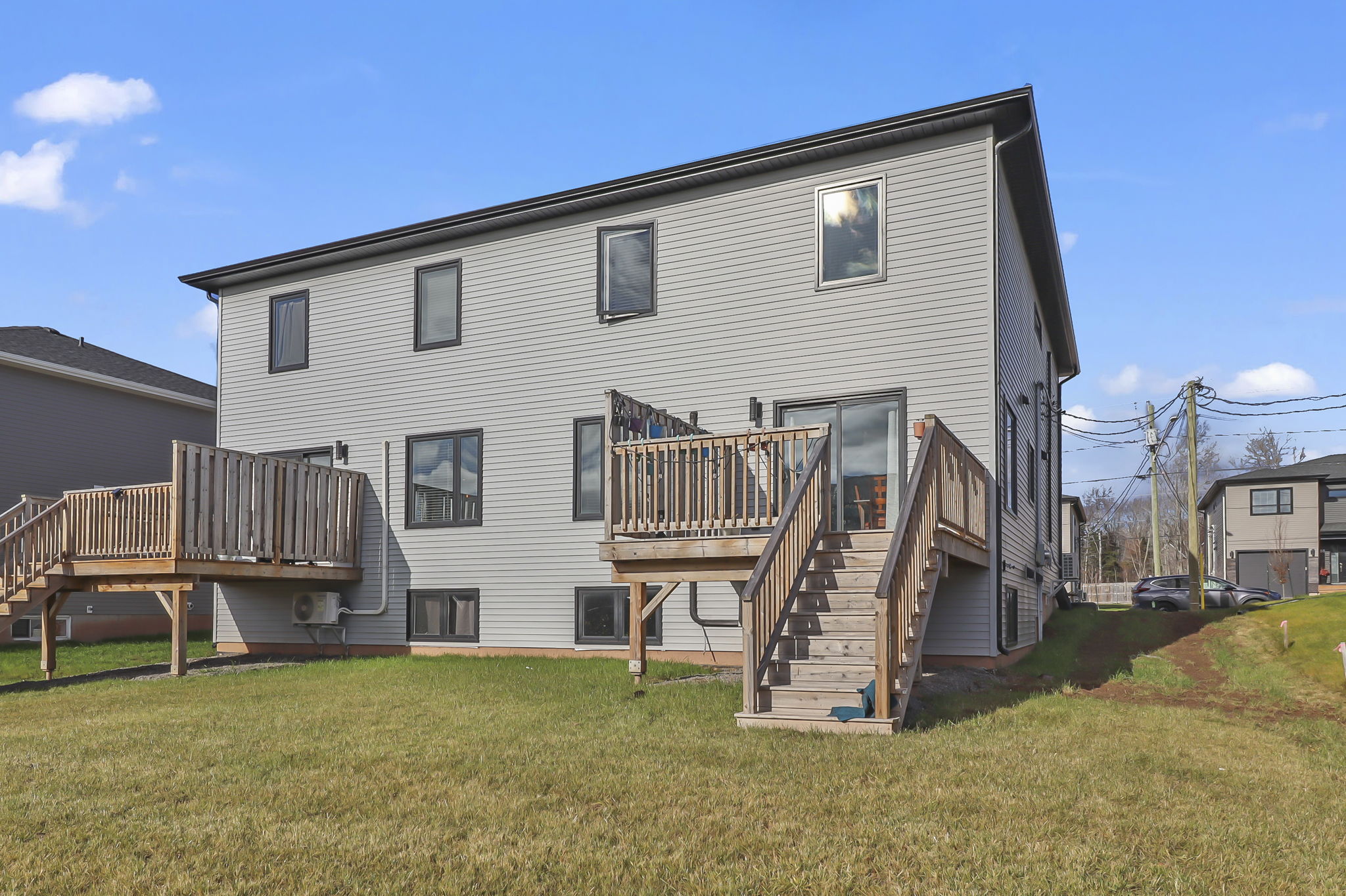 183 Francfort Cres, Moncton, NB E1G PROPICSTA & MeasureMySpace