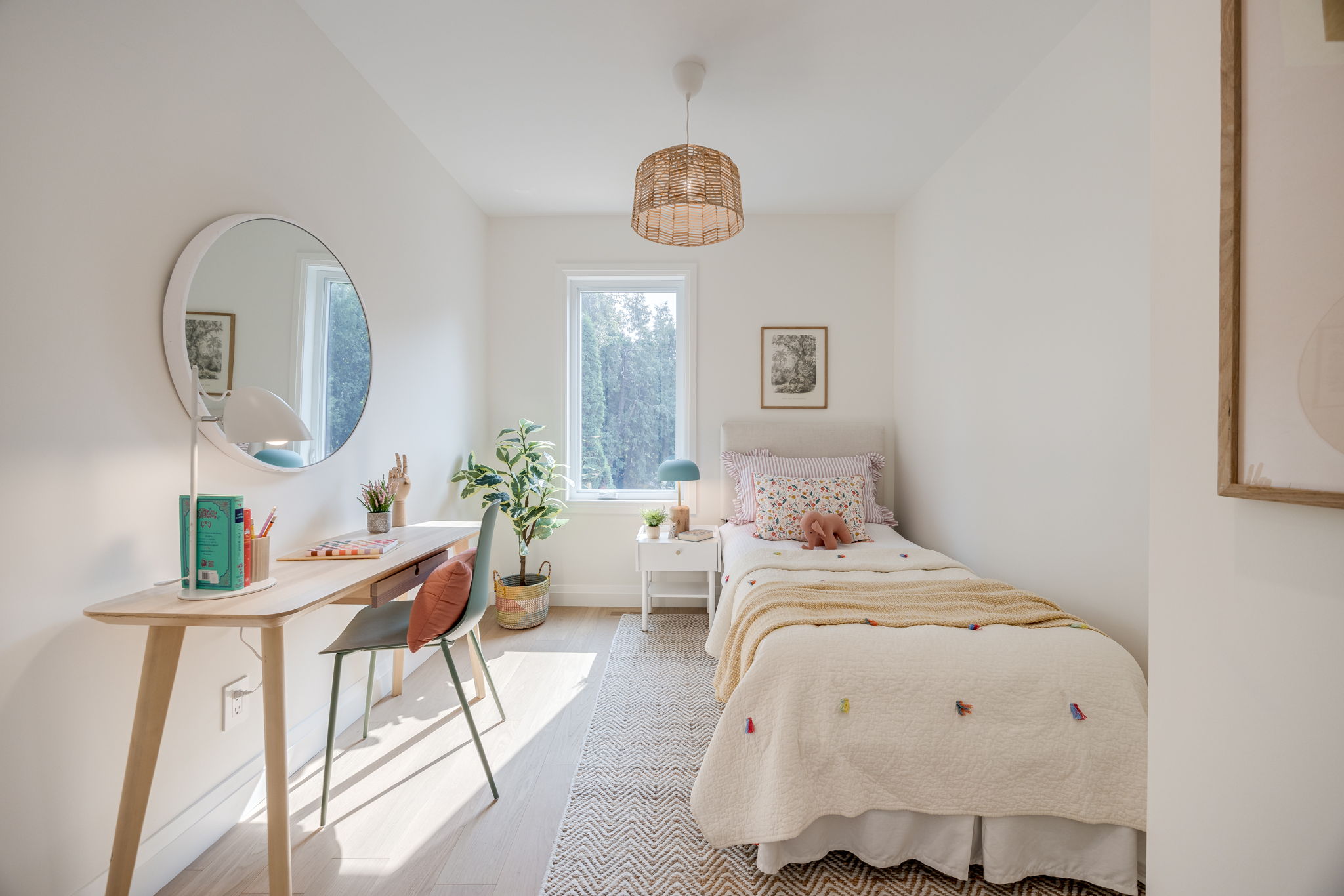 Toronto property showcase — delivered property photograph 42