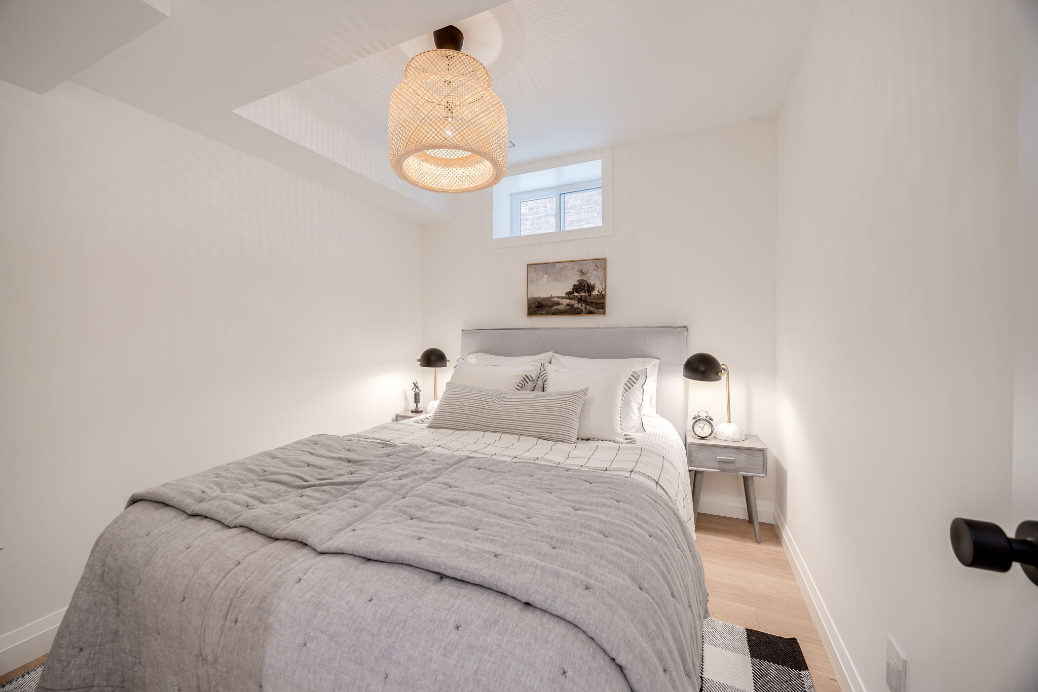 Toronto property showcase — delivered property photograph 77