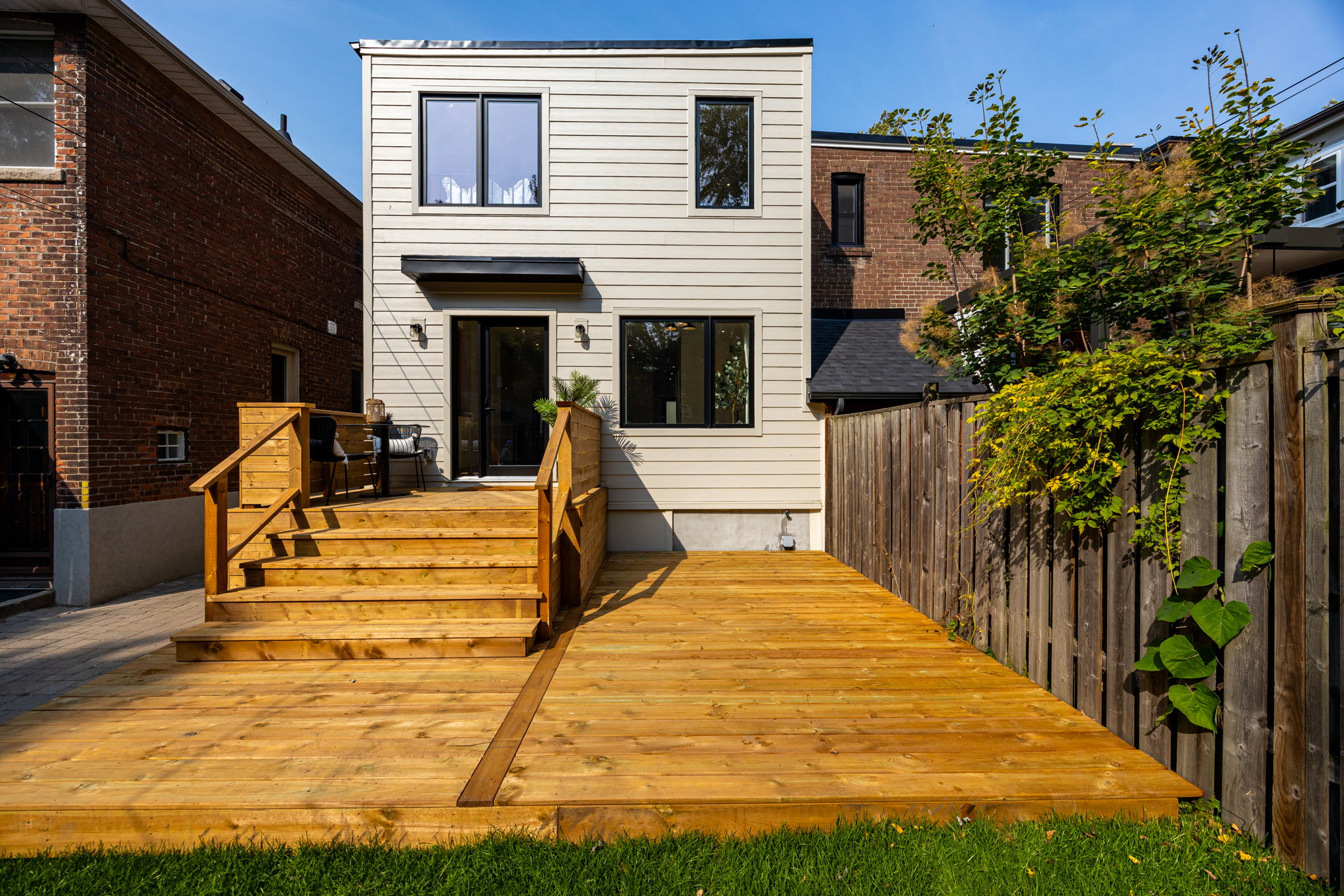 Toronto property showcase — delivered property photograph 92