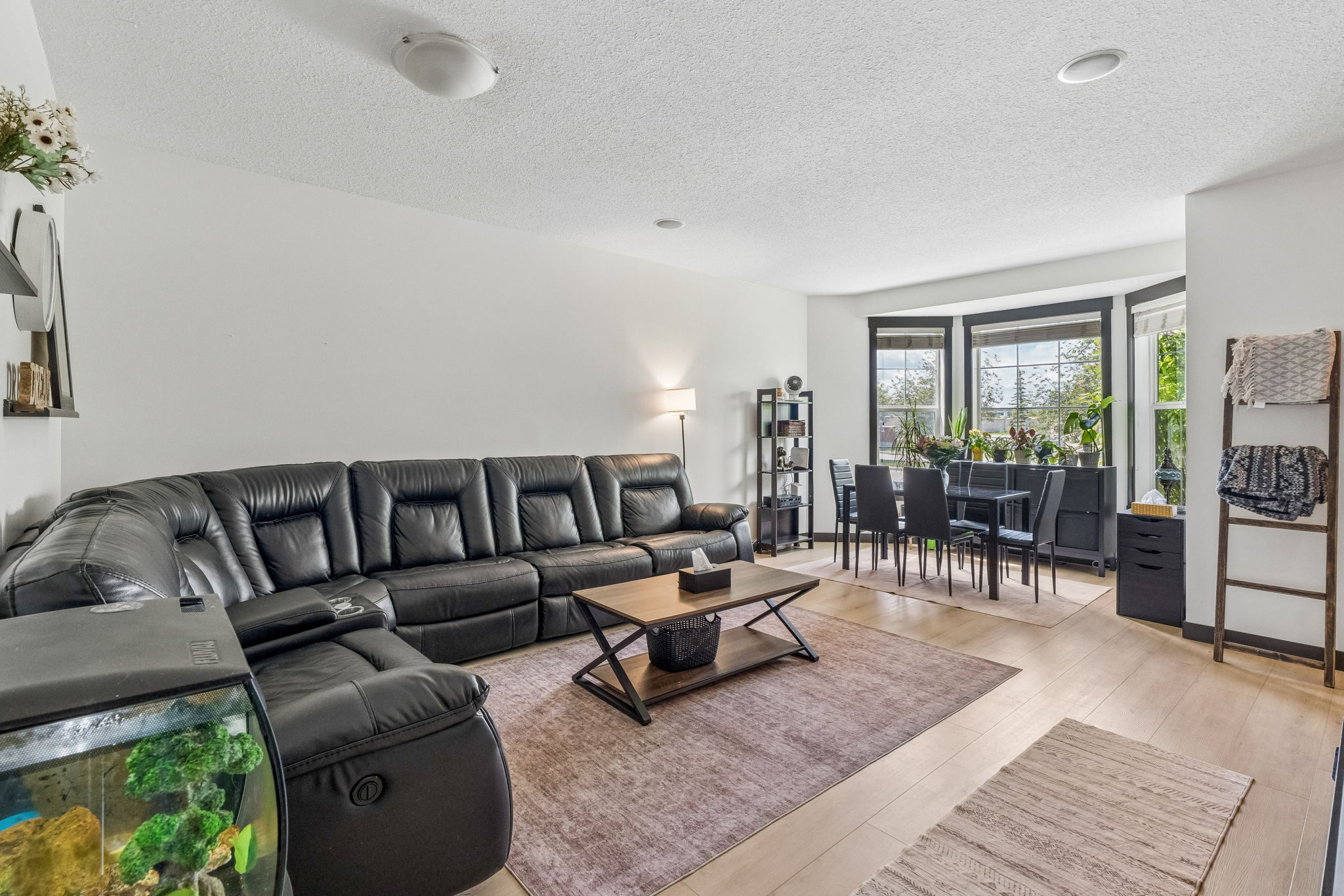 06.11.2026 - Lee Serridge - 183 Rainbow Falls Dr, Chestermere_07
