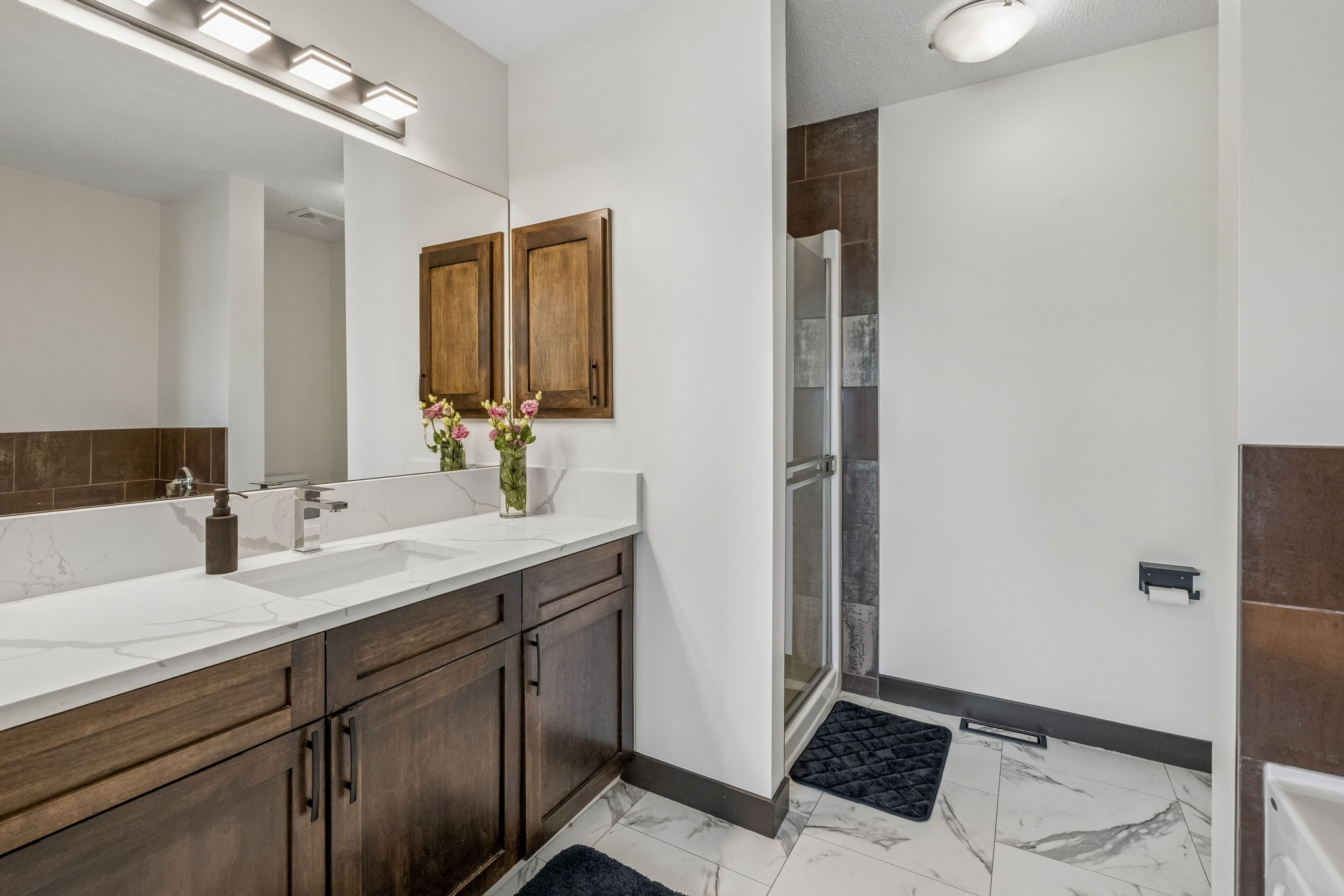 06.11.2026 - Lee Serridge - 183 Rainbow Falls Dr, Chestermere_20