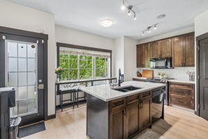 06.11.2026 - Lee Serridge - 183 Rainbow Falls Dr, Chestermere_10