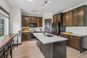 06.11.2026 - Lee Serridge - 183 Rainbow Falls Dr, Chestermere_11