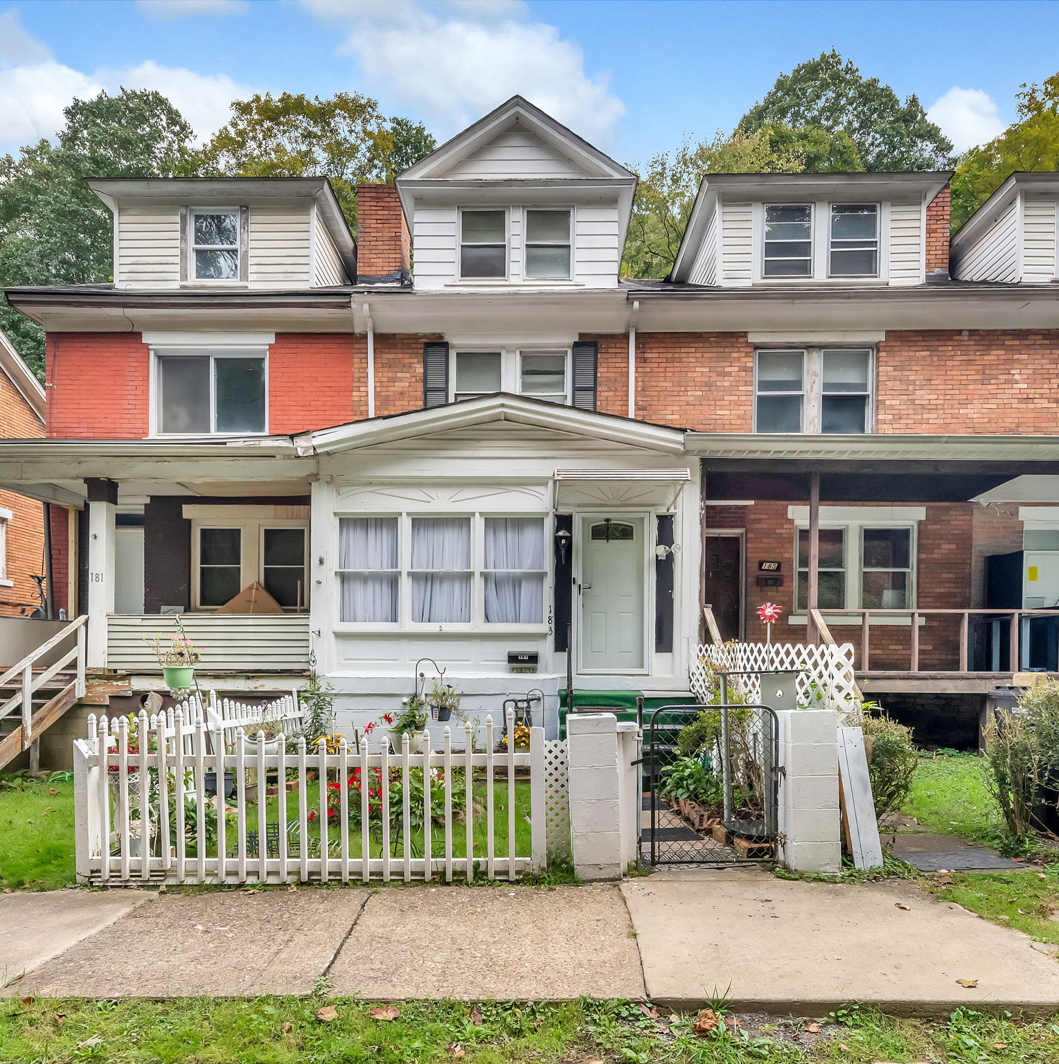 183 Spring St, Aliquippa, PA 15001 TouchMedia