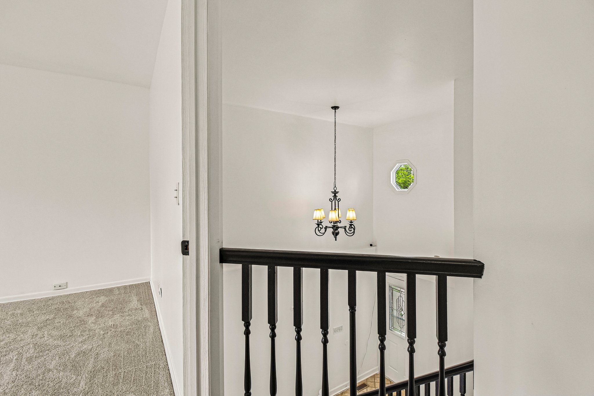 183 W Algonquin Rd-S1305-017.jpg
