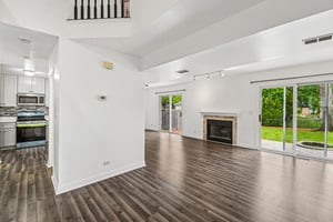 183 W Algonquin Rd-S1305-005.jpg