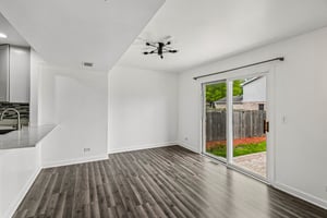 183 W Algonquin Rd-S1305-009.jpg