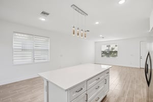Wright Dr-S0209-015.jpg