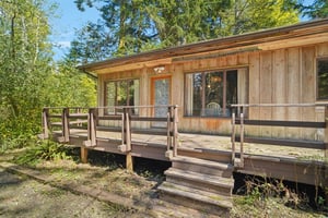 Amber View Pl-S1704-042.jpg