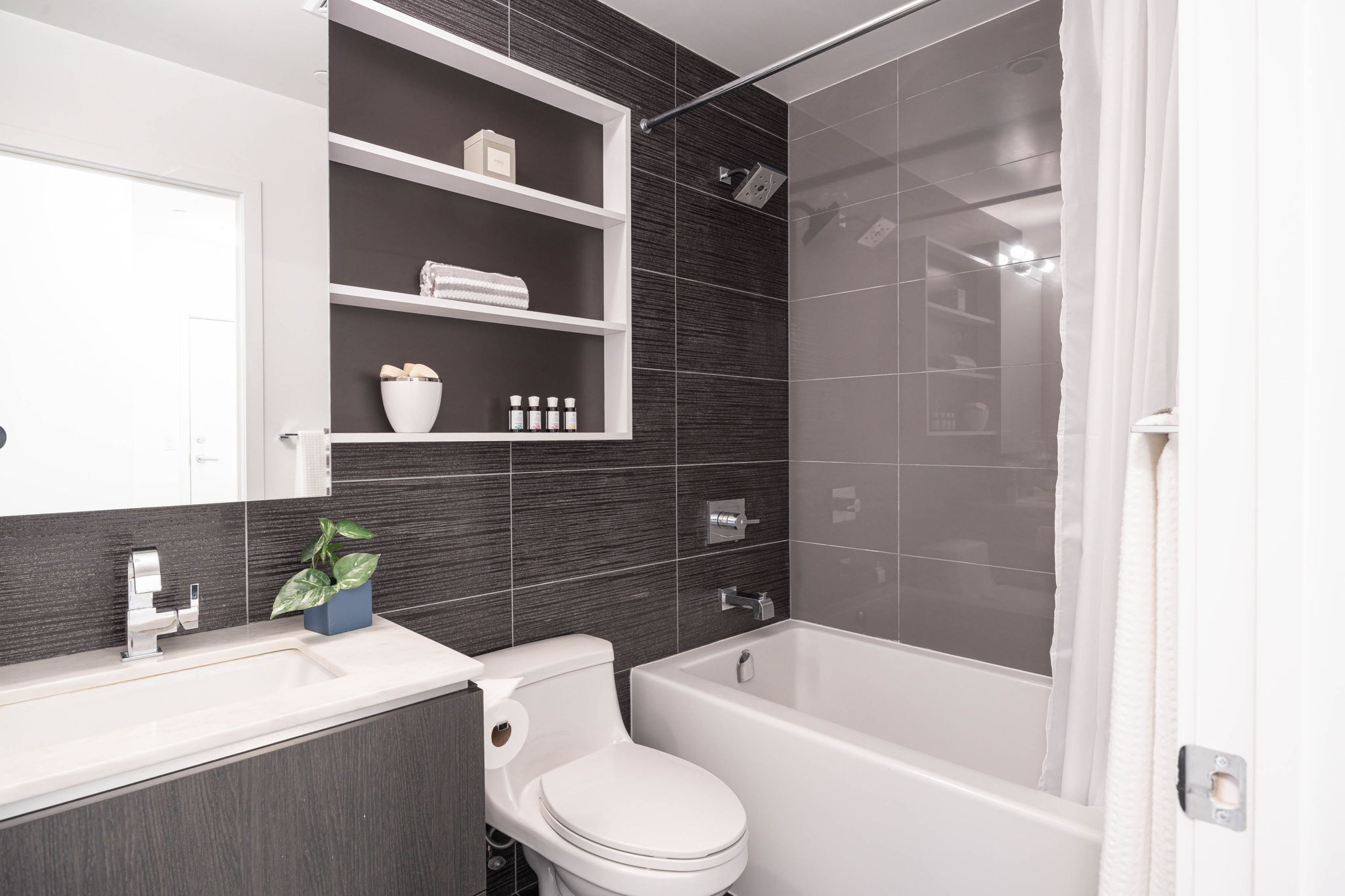 Toronto property showcase — delivered property photograph 15