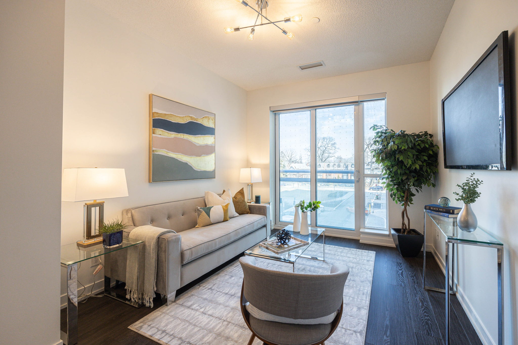 Toronto property showcase — delivered property photograph 9