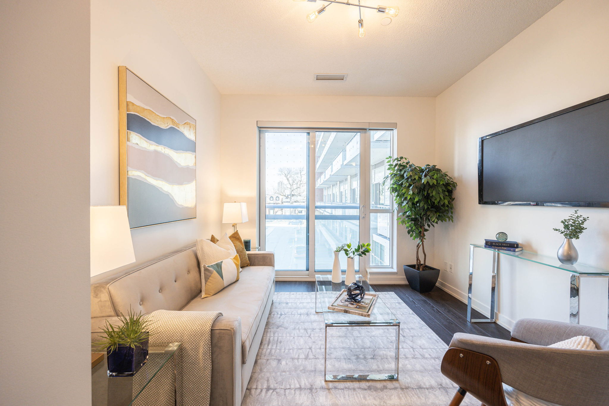 Toronto property showcase — delivered property photograph 8