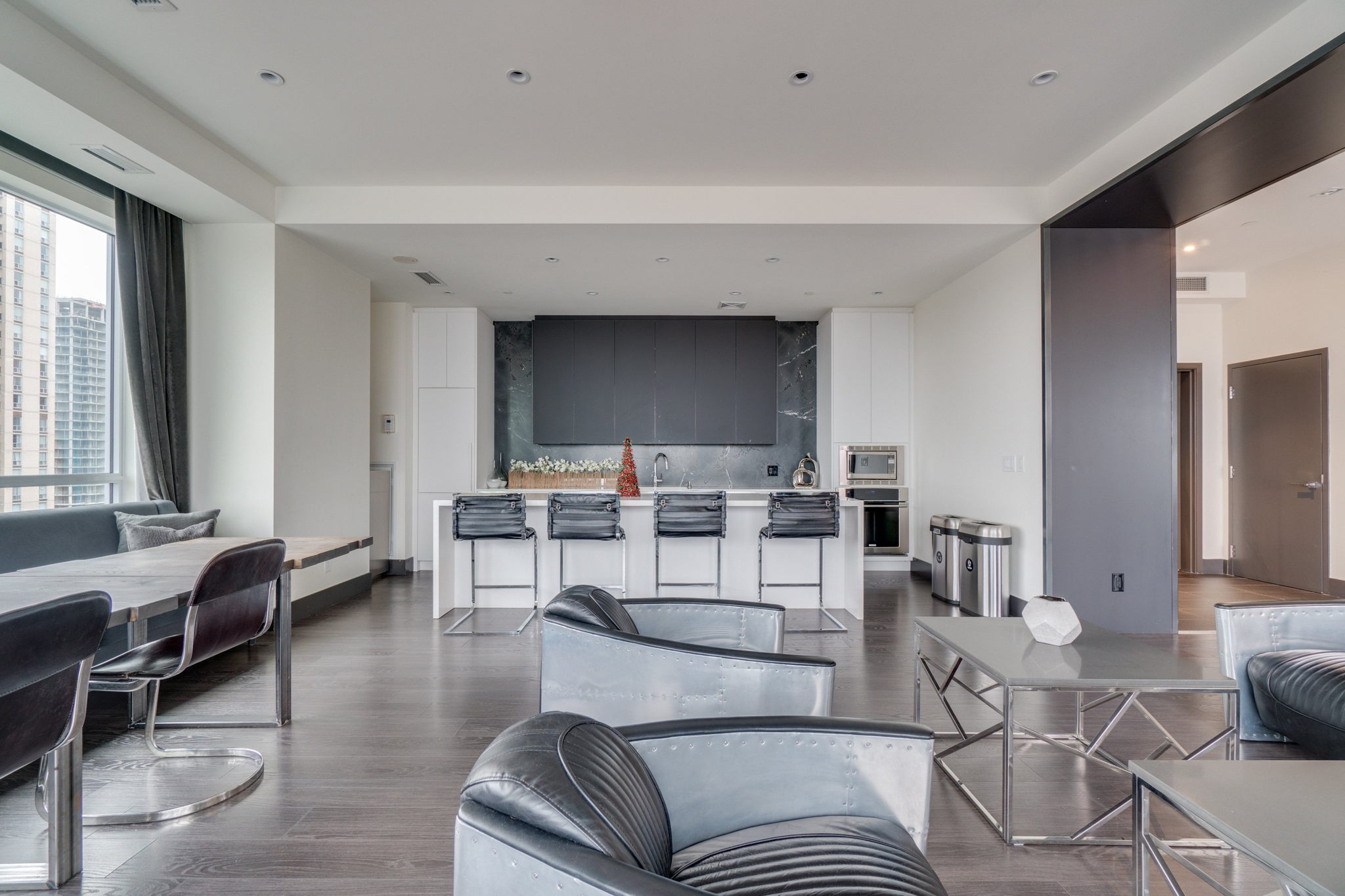 Toronto property showcase — delivered property photograph 22