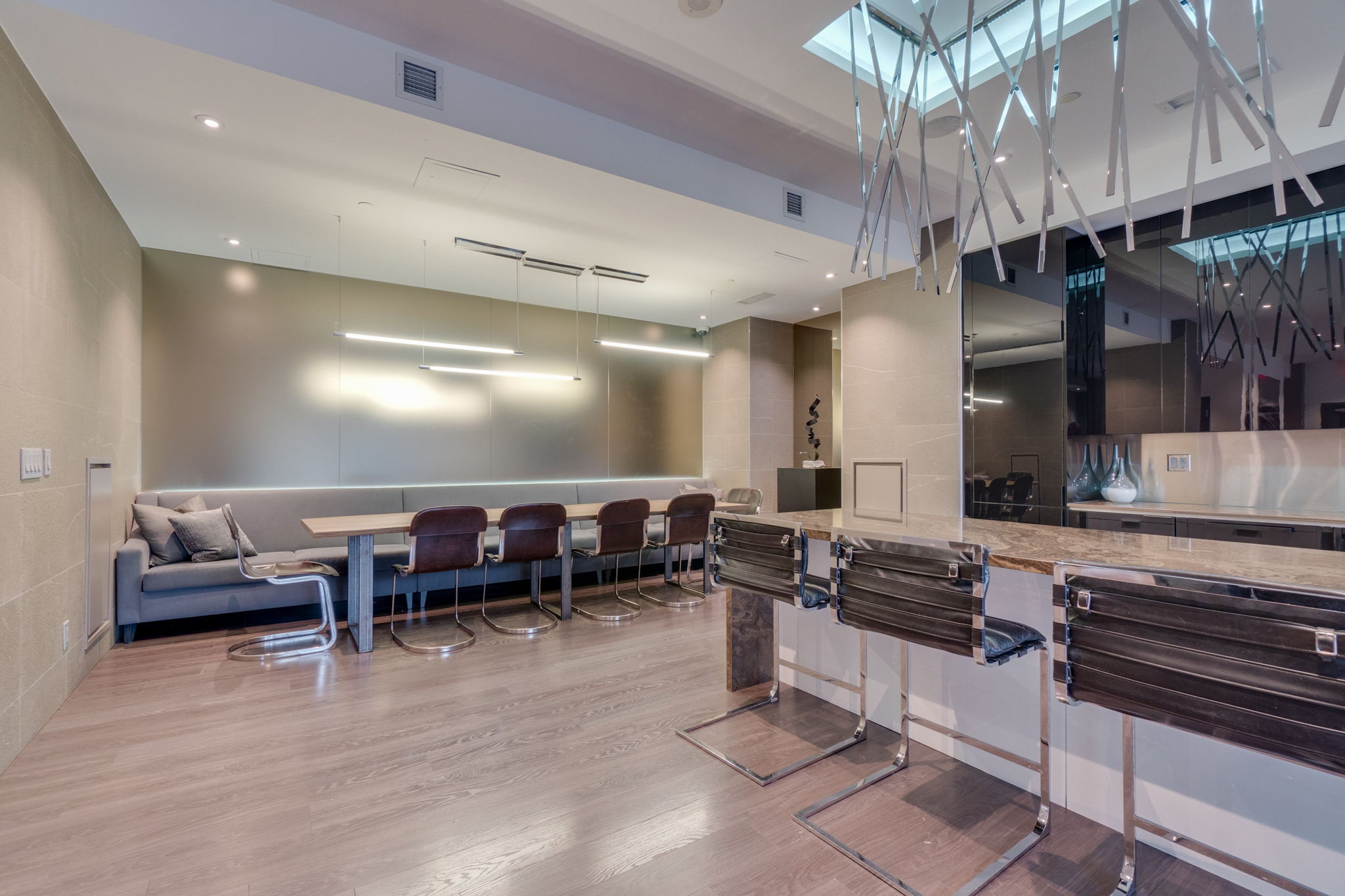 Toronto property showcase — delivered property photograph 35