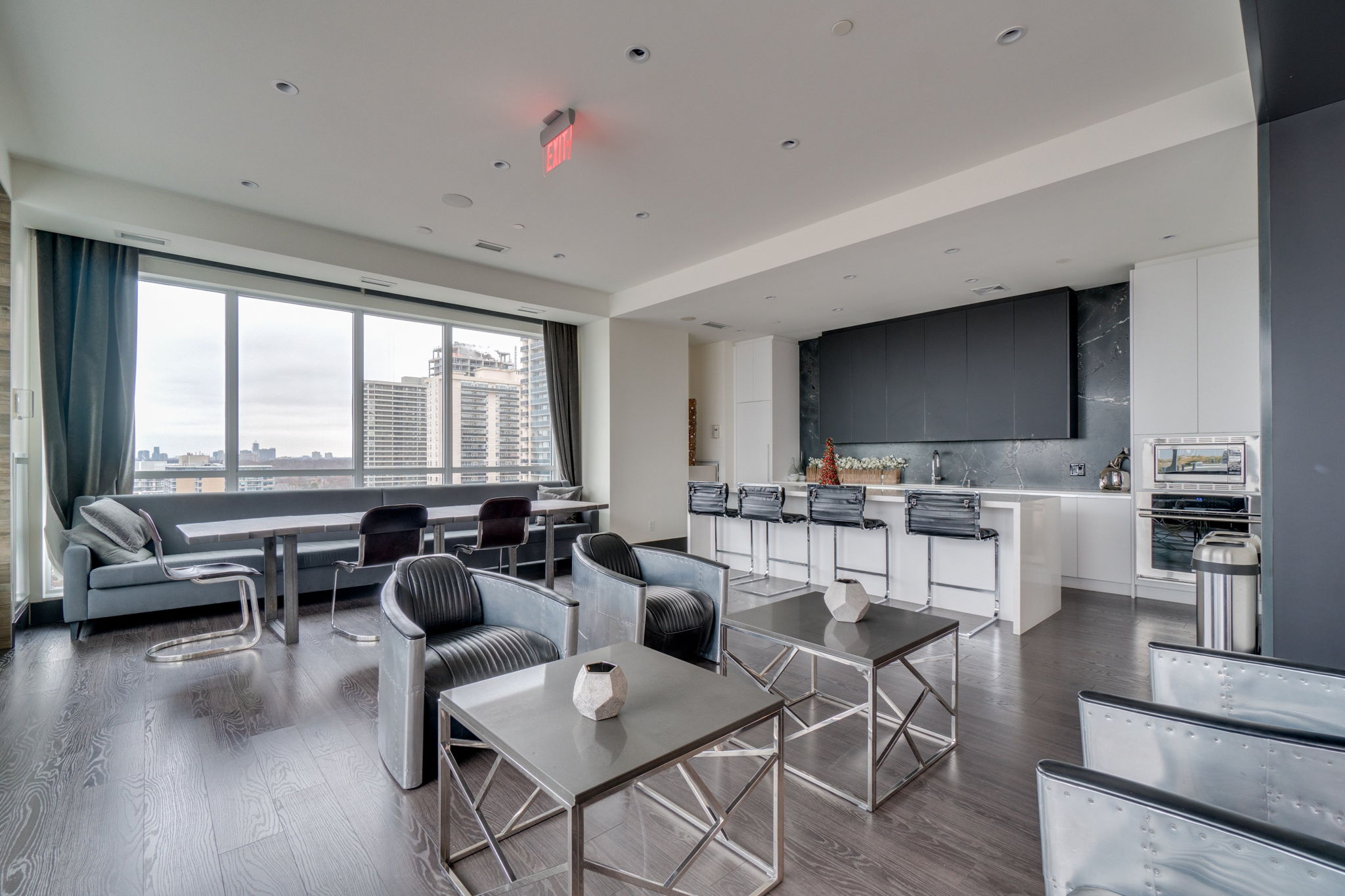 Toronto property showcase — delivered property photograph 21