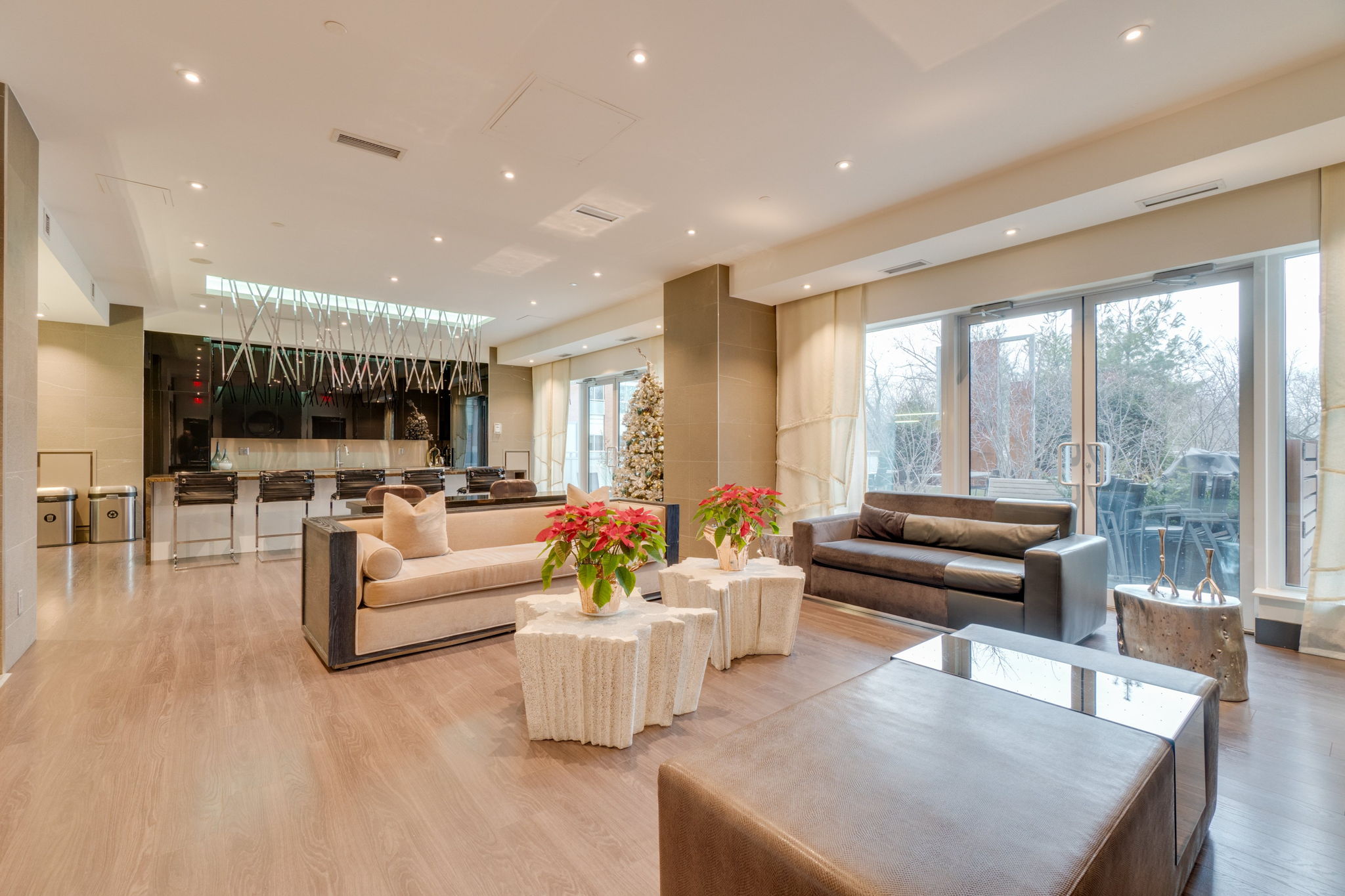 Toronto property showcase — delivered property photograph 33